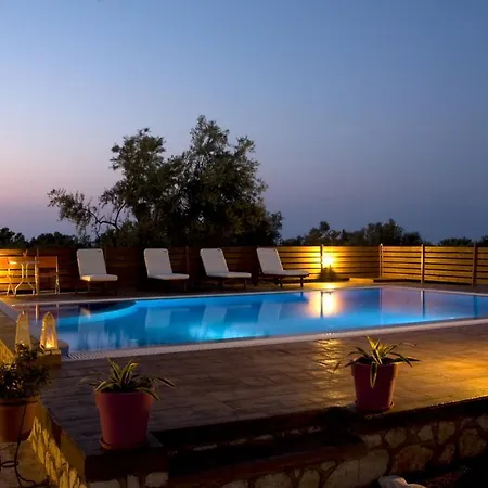 Maistros Διαμέρισμα Τσουκαλάδες