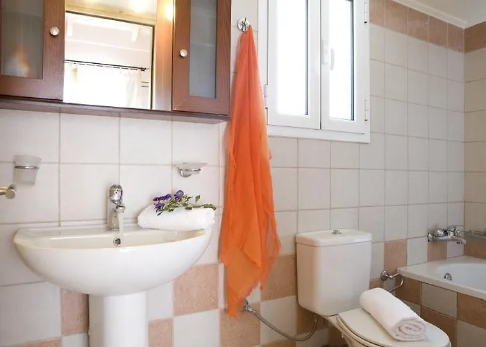 Maistros Tsoukaládhes